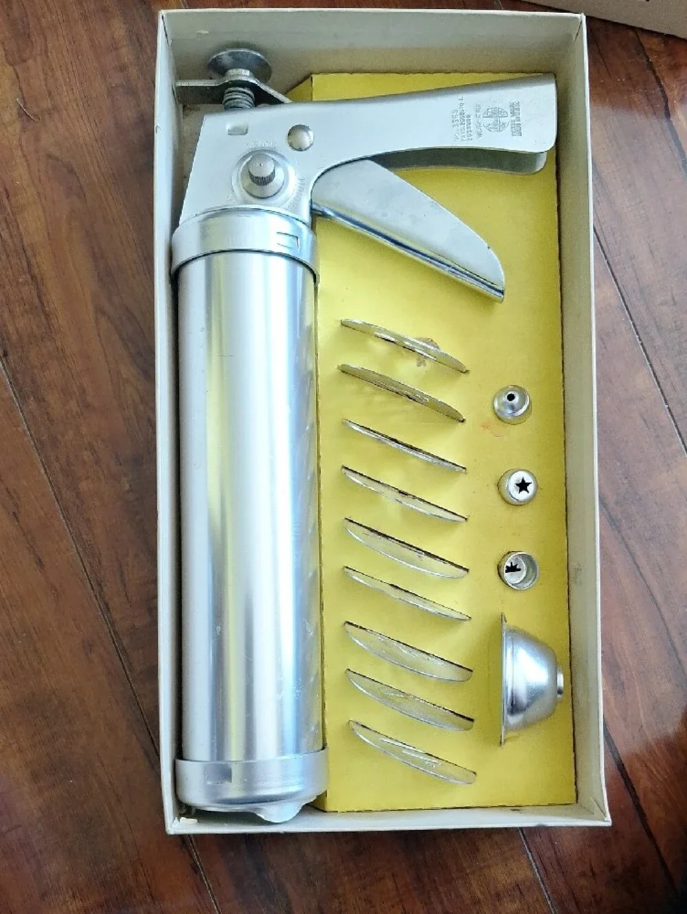 Wear-Ever Silver Cookie Gun and Pastry Decorator Set